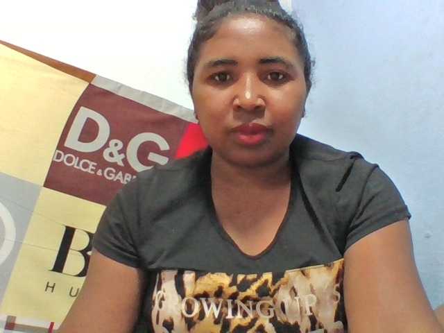 Josy-2 live webcam show