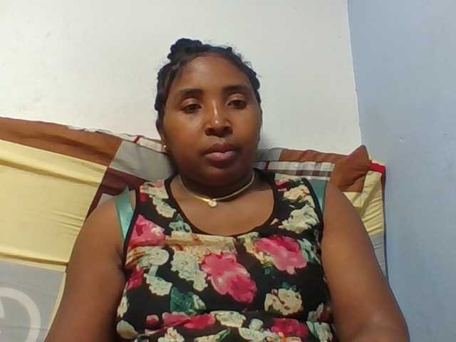Josy-2 live cam on BongaCams