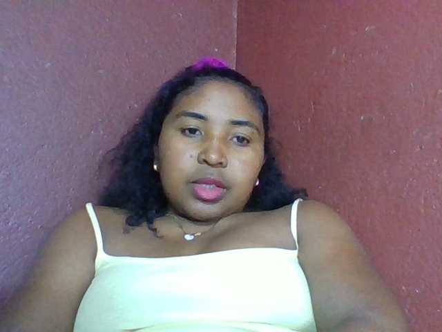 Josy-2 live cam on BongaCams