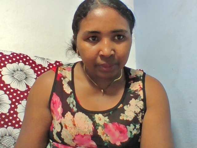 Josy-2 live cam on BongaCams