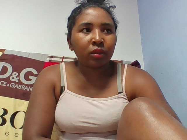 Josy-2 live cam on BongaCams