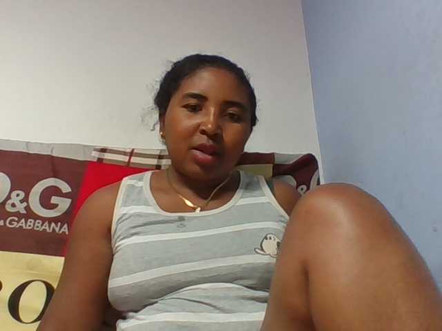 Josy-2 live cam on BongaCams