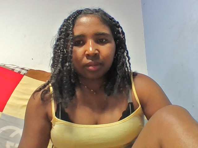 Josy-2 live cam on BongaCams