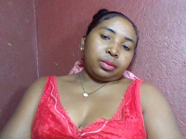 Josy-2 live cam on BongaCams