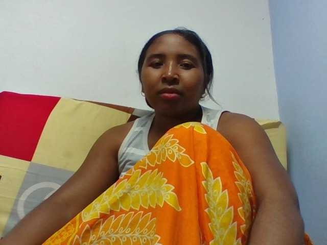 Josy-2 live cam on BongaCams