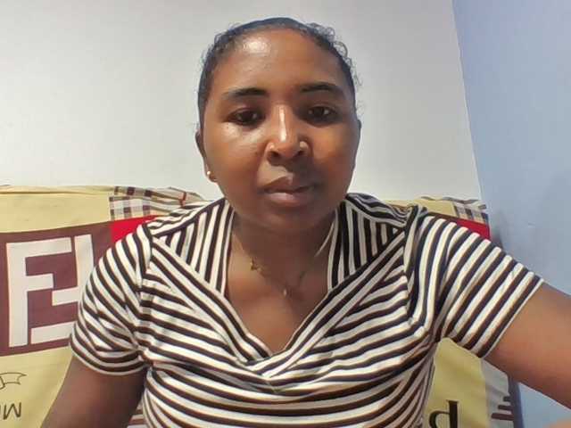 Josy-2 live cam on BongaCams