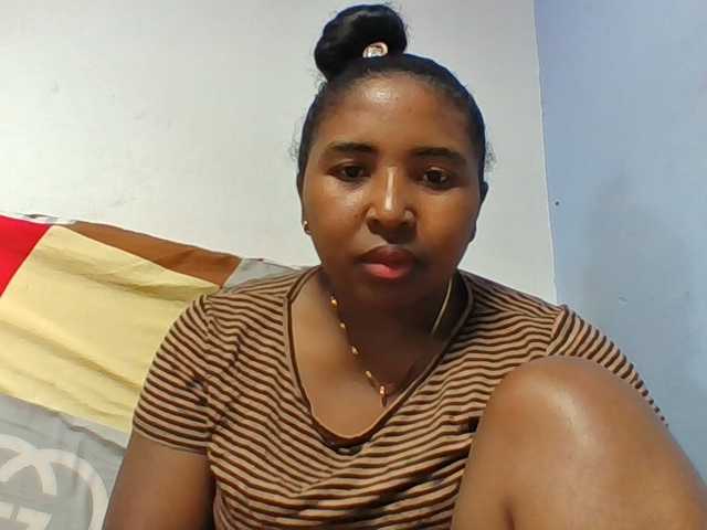 Josy-2 live cam on BongaCams