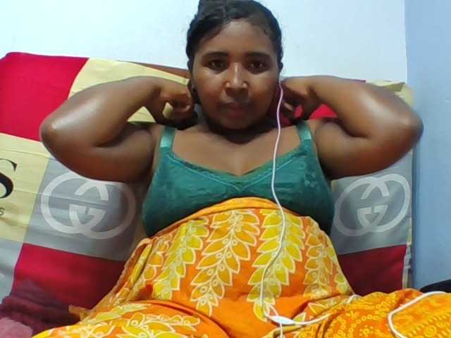Josy-2 live cam on BongaCams