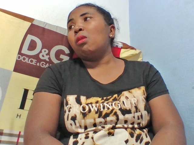 Josy-2 live webcam show