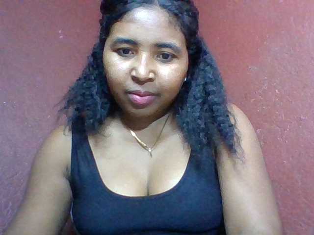 Josy-2 live cam on BongaCams