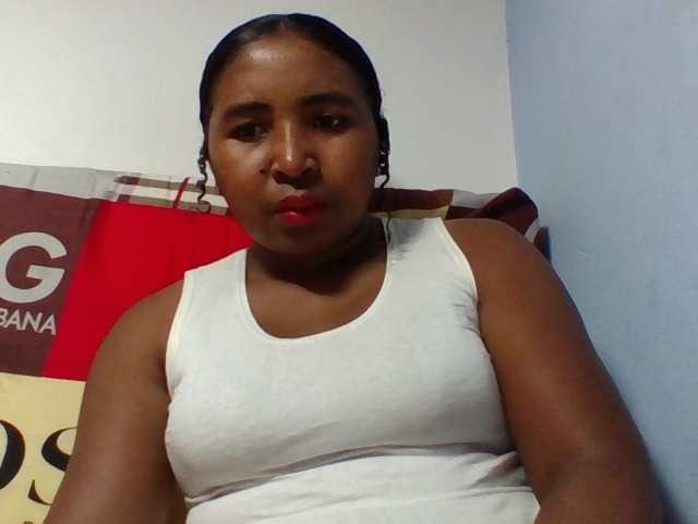 Josy-2 live cam on BongaCams