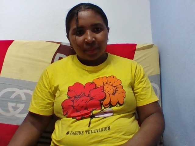 Josy-2 live cam on BongaCams