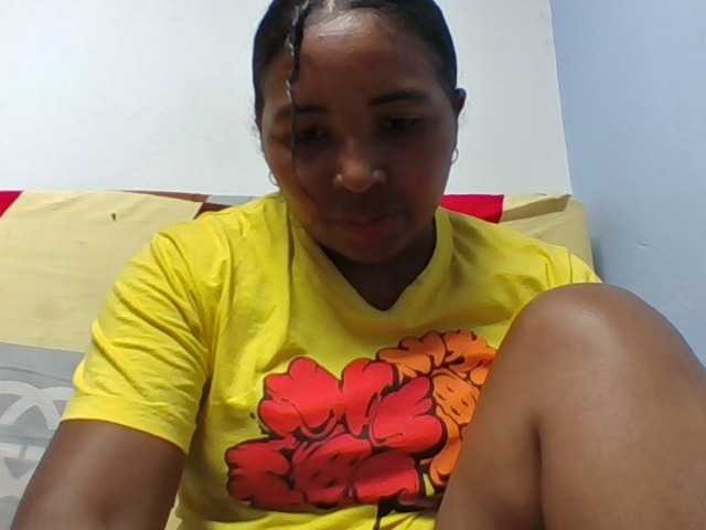 Josy-2 live cam on BongaCams