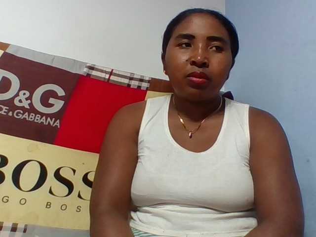 Josy-2 live cam on BongaCams