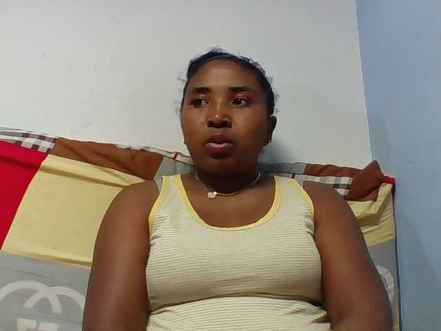 Josy-2 live cam on BongaCams