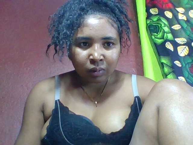 Josy-2 live cam on BongaCams