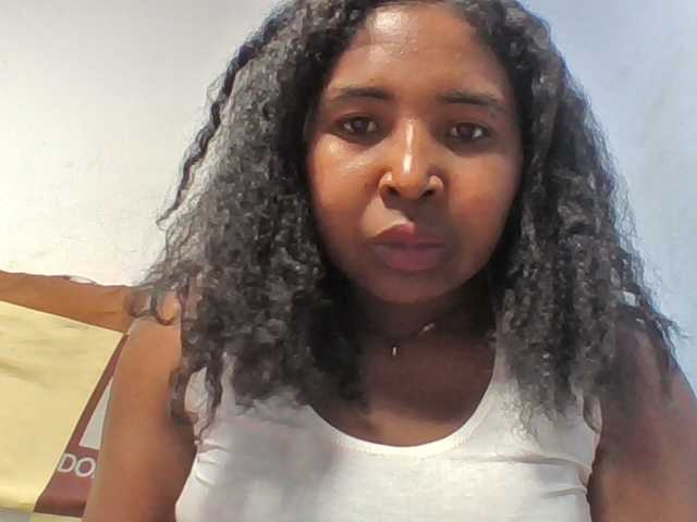 Josy-2 live cam on BongaCams