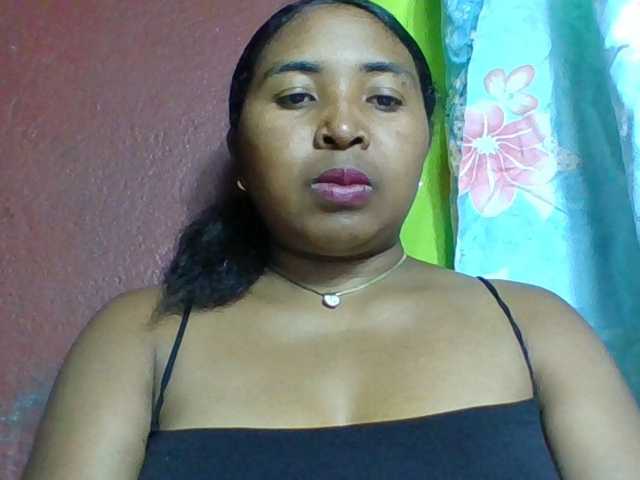 Josy-2 live cam on BongaCams