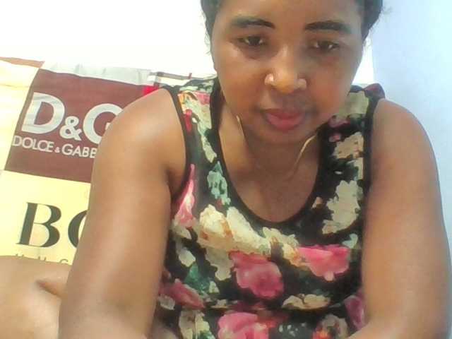 Josy-2 live cam on BongaCams