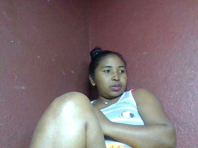Josy-2 live cam on BongaCams