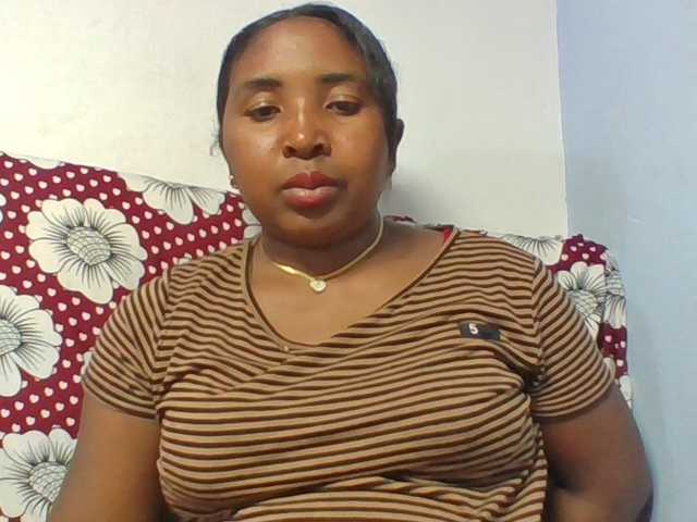Josy-2 live cam on BongaCams