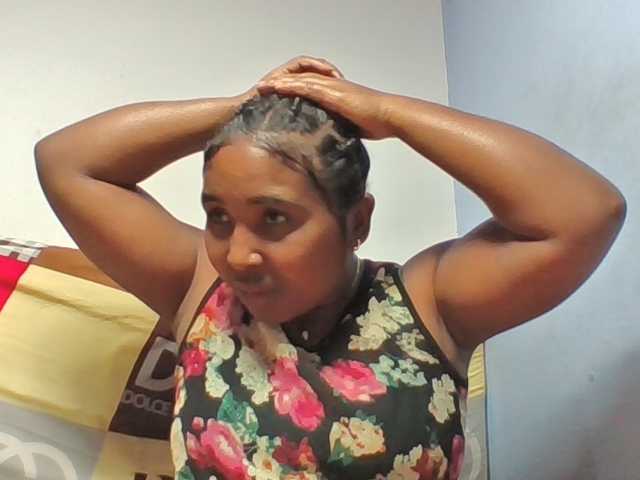 Josy-2 live cam on BongaCams