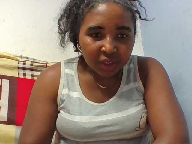 Josy-2 live cam on BongaCams