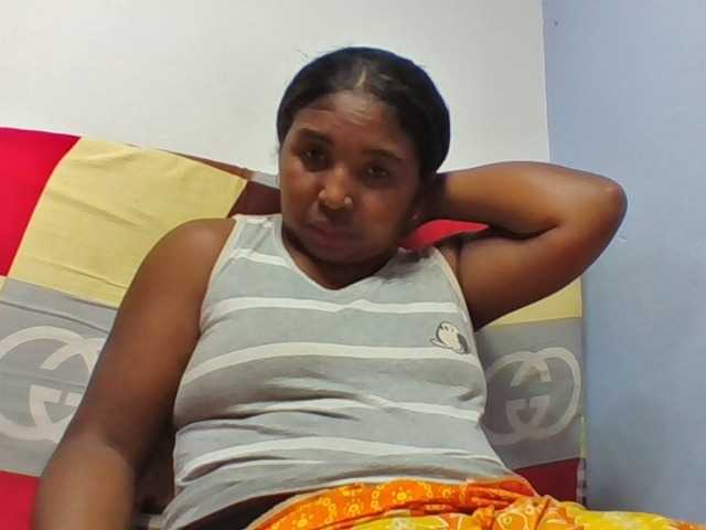 Josy-2 live cam on BongaCams