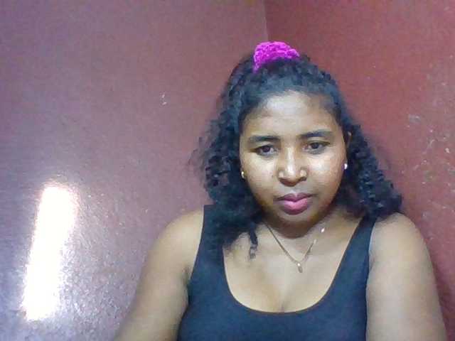 Josy-2 live cam on BongaCams