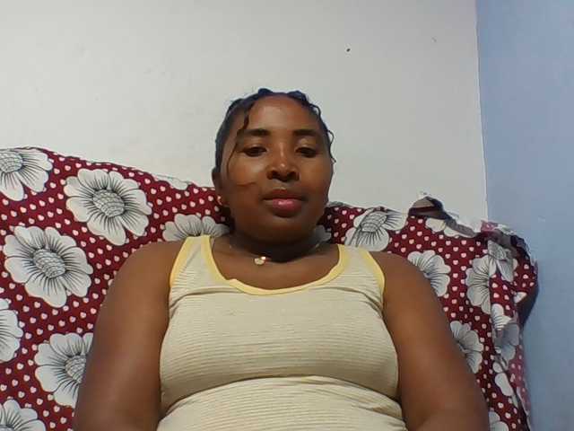 Josy-2 live cam on BongaCams