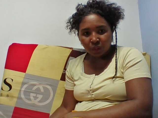 Josy-2 live cam on BongaCams