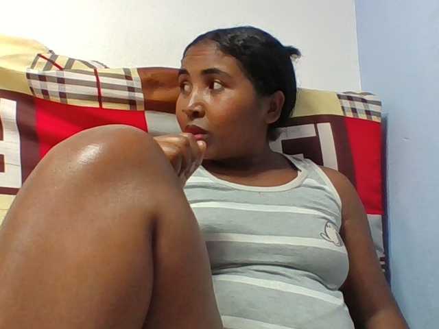 Josy-2 live cam on BongaCams