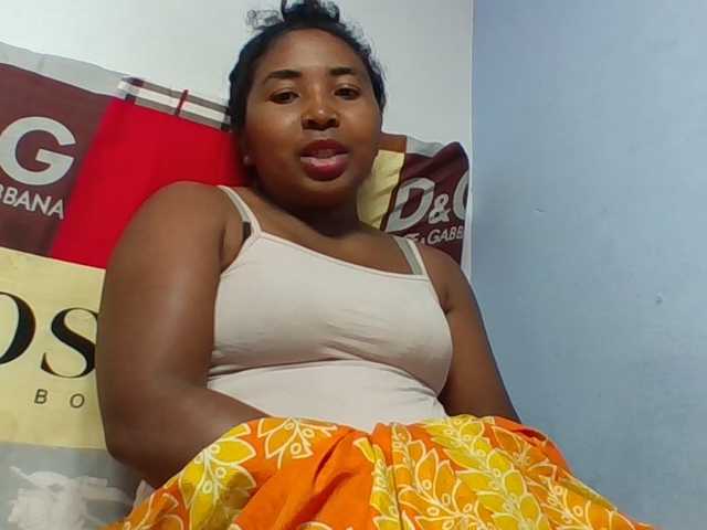 Josy-2 live cam on BongaCams