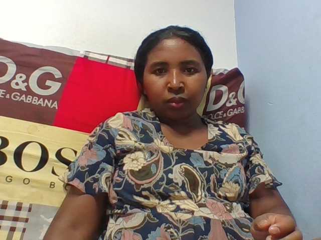 Josy-2 live webcam show
