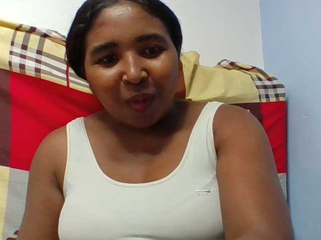 Josy-2 live cam on BongaCams