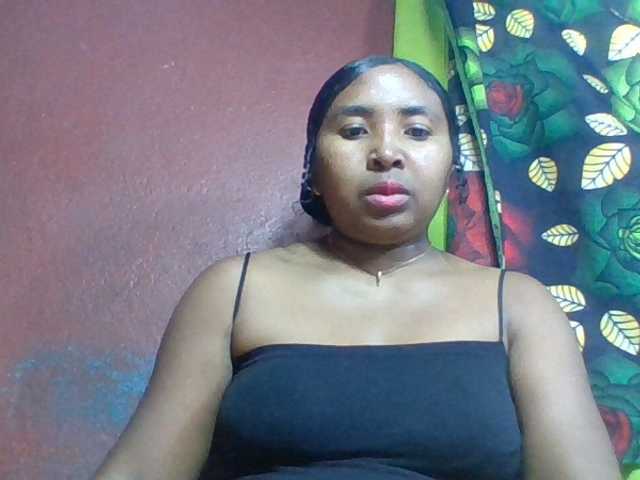 Josy-2, live now on BongaCams
