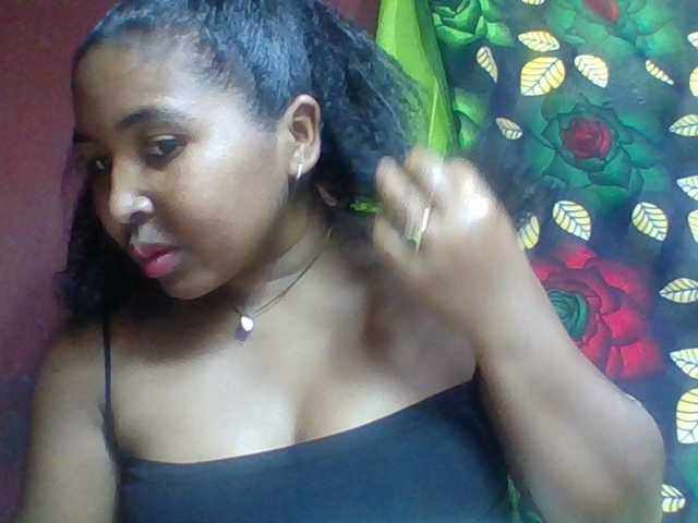 Josy-2, en vivo ahora en BongaCams