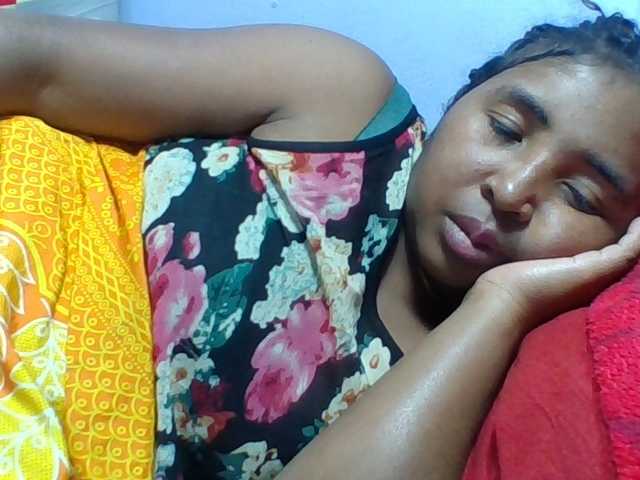 Josy-2 live cam on BongaCams