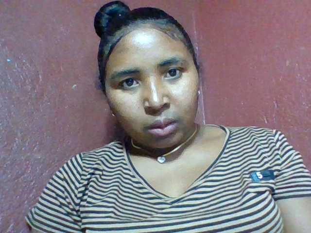 Josy-2 live cam on BongaCams