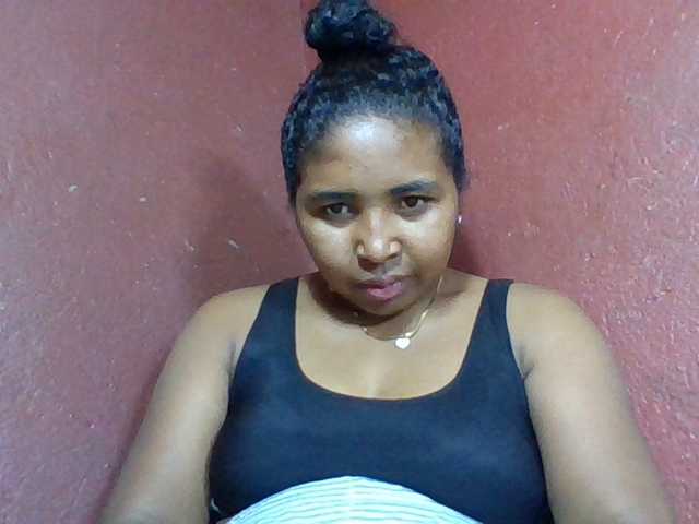 Josy-2 live cam on BongaCams