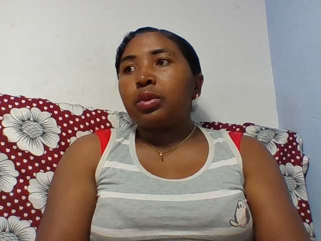 Josy-2 live cam on BongaCams