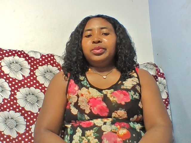 Josy-2 live cam on BongaCams