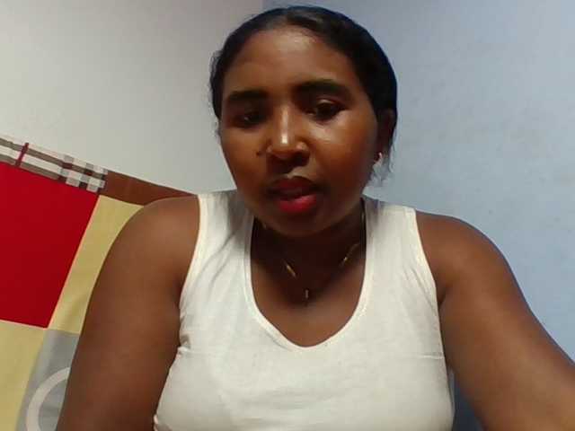 Josy-2 live cam on BongaCams
