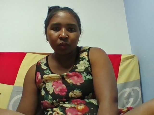 Josy-2 live cam on BongaCams