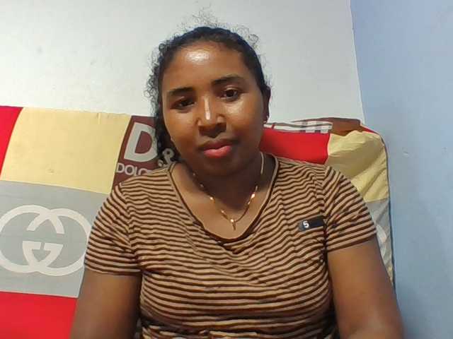 Josy-2 live cam on BongaCams