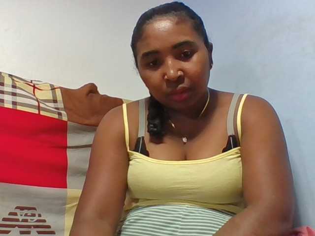 Josy-2 live cam on BongaCams