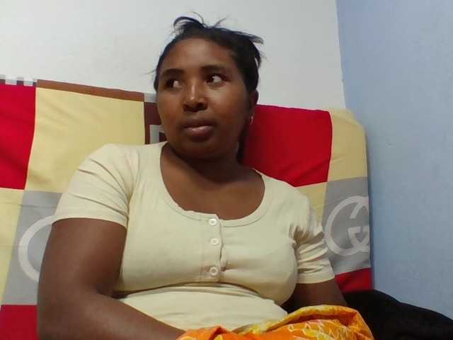 Josy-2 live cam on BongaCams