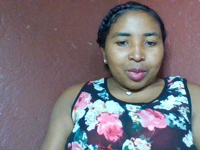Josy-2 live cam on BongaCams