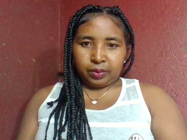 Josy-2 live cam on BongaCams