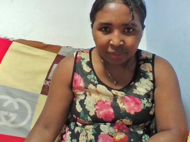 Josy-2 live cam on BongaCams